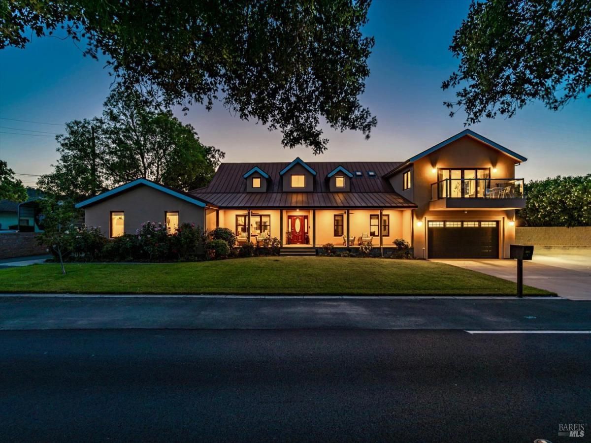 MLS #325103760 img 0