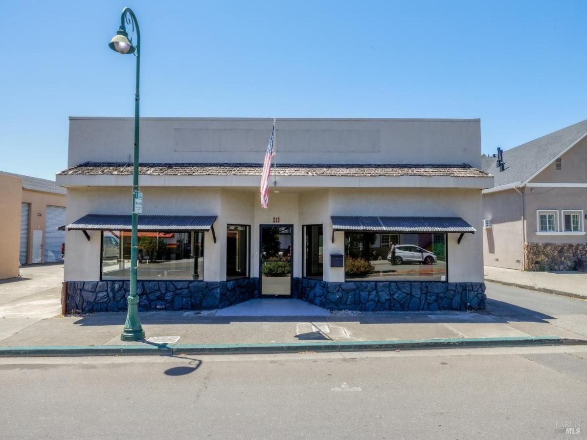 MLS #325104420 img 0