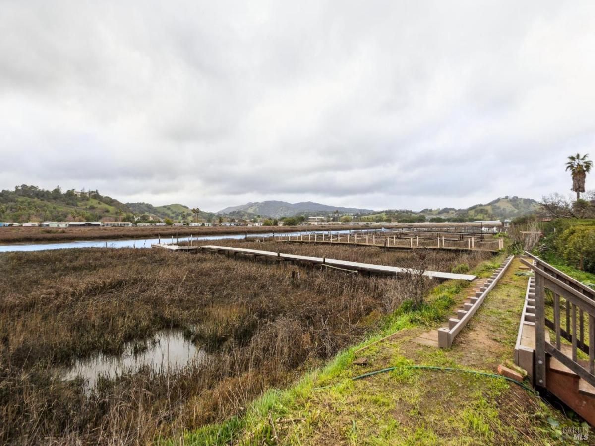 MLS #326000164 img 0