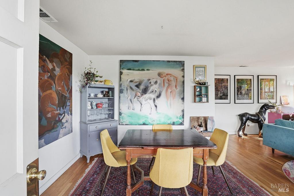 MLS #326000743 img 0