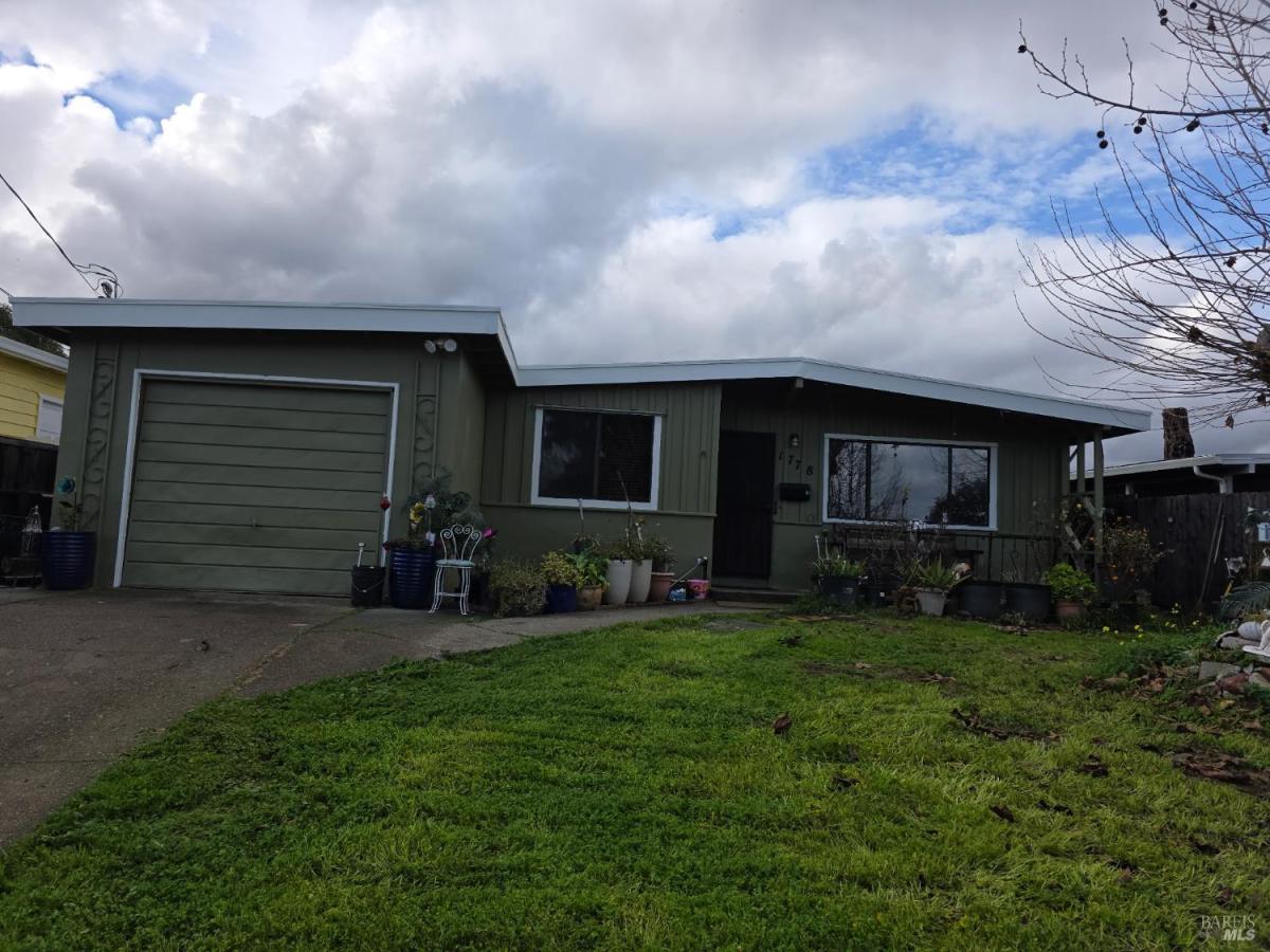 MLS #326000747 img 0