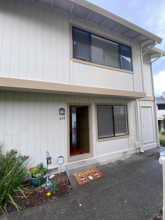 MLS #326000823 img 0