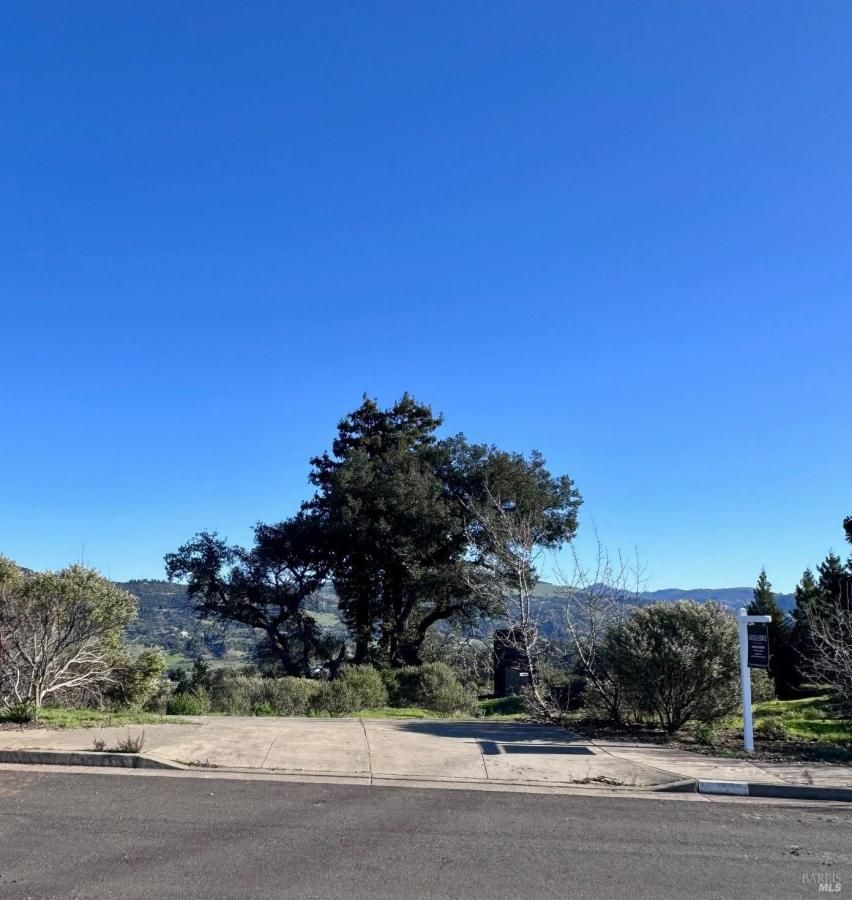 MLS #326001105 img 0