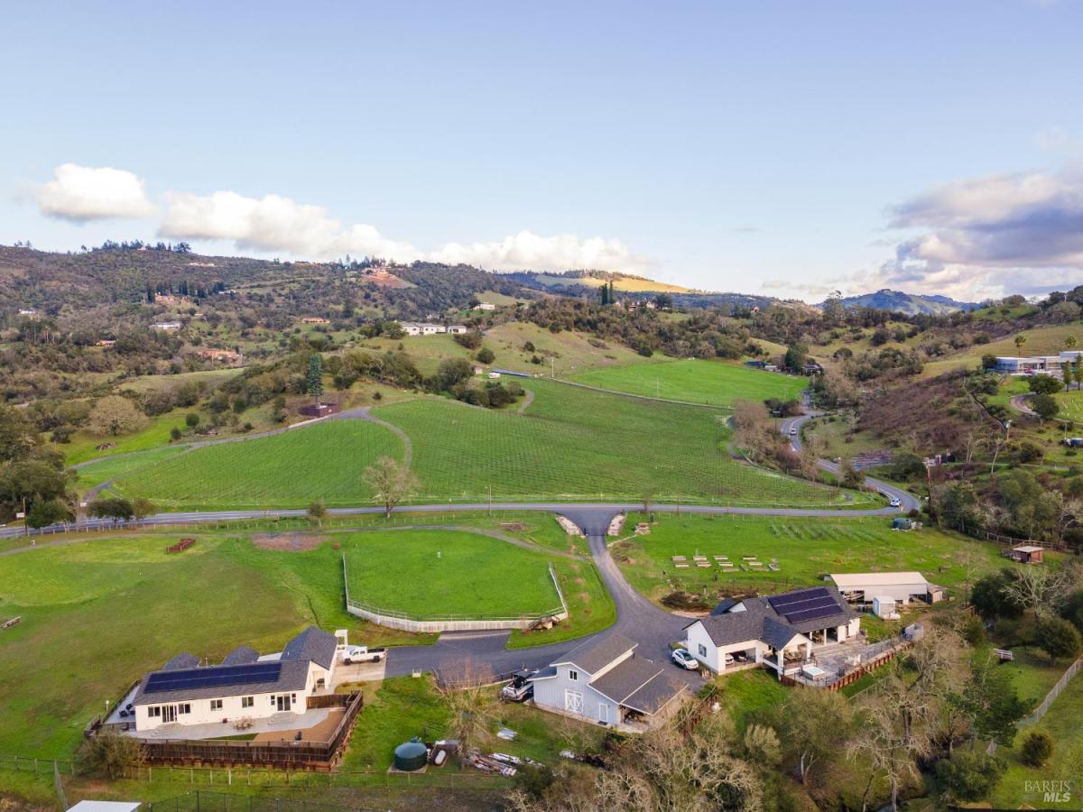 MLS #326001521 img 0