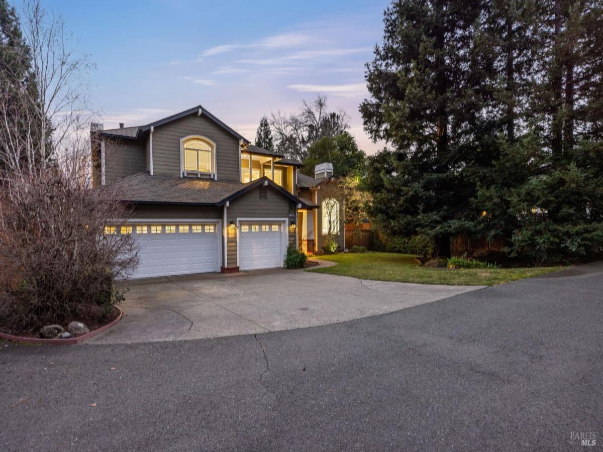 MLS #326002036 img 0