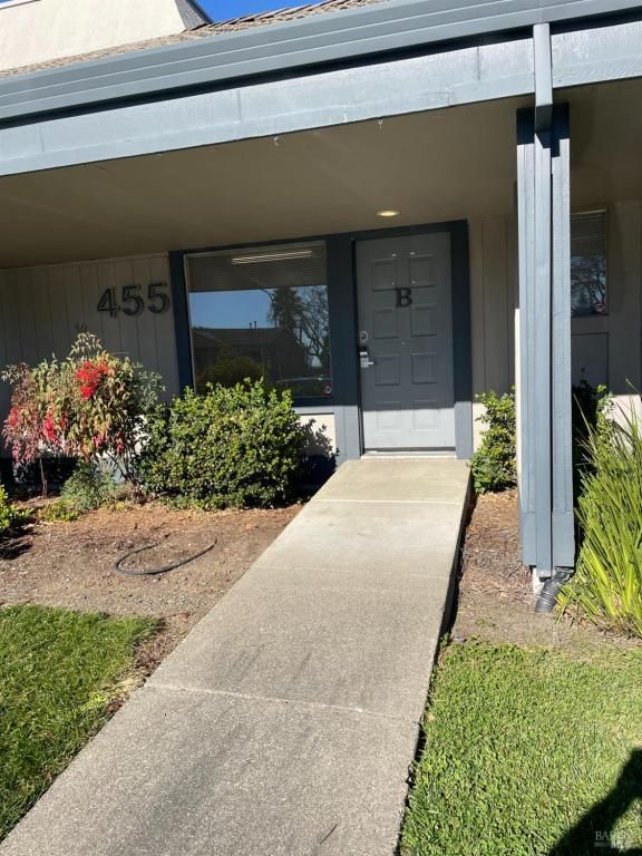 MLS #326002289 img 0