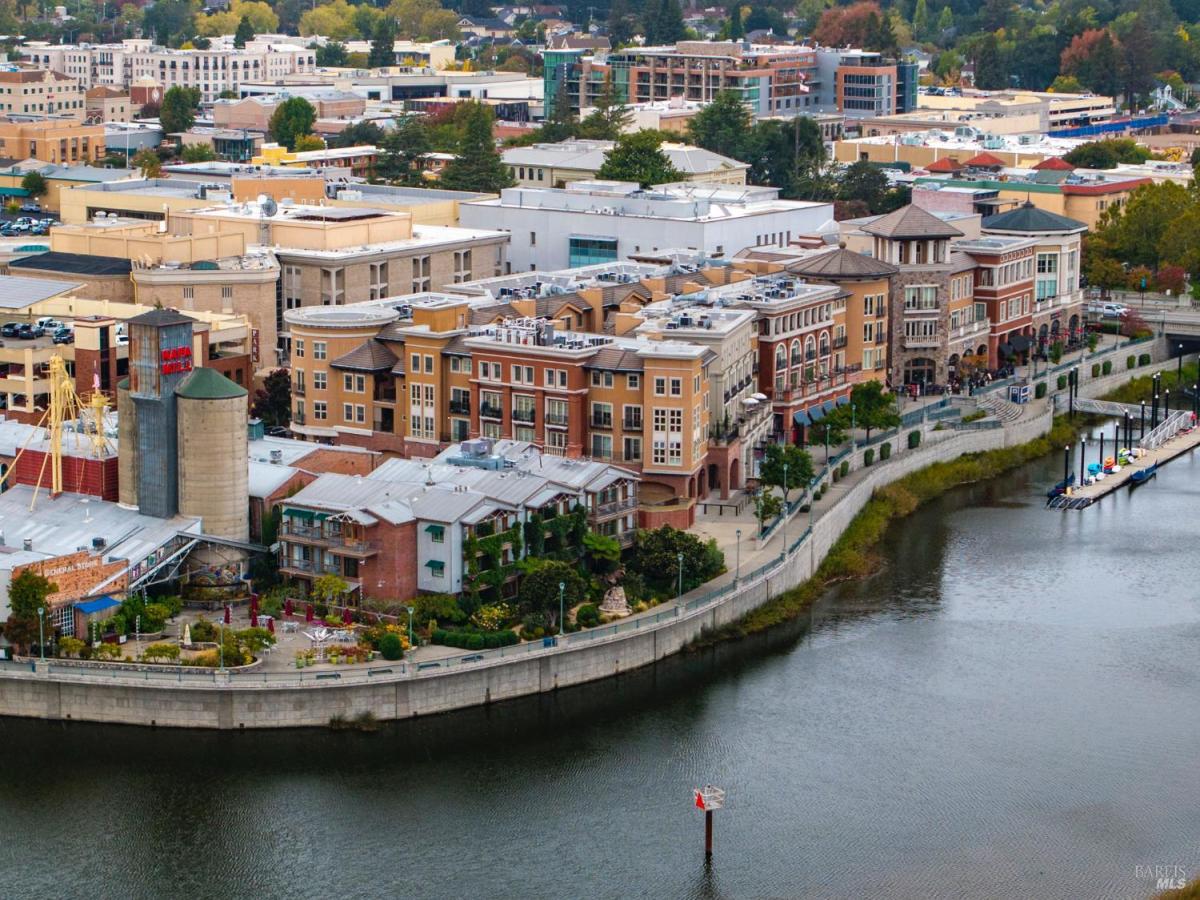 MLS #326002565 img 0