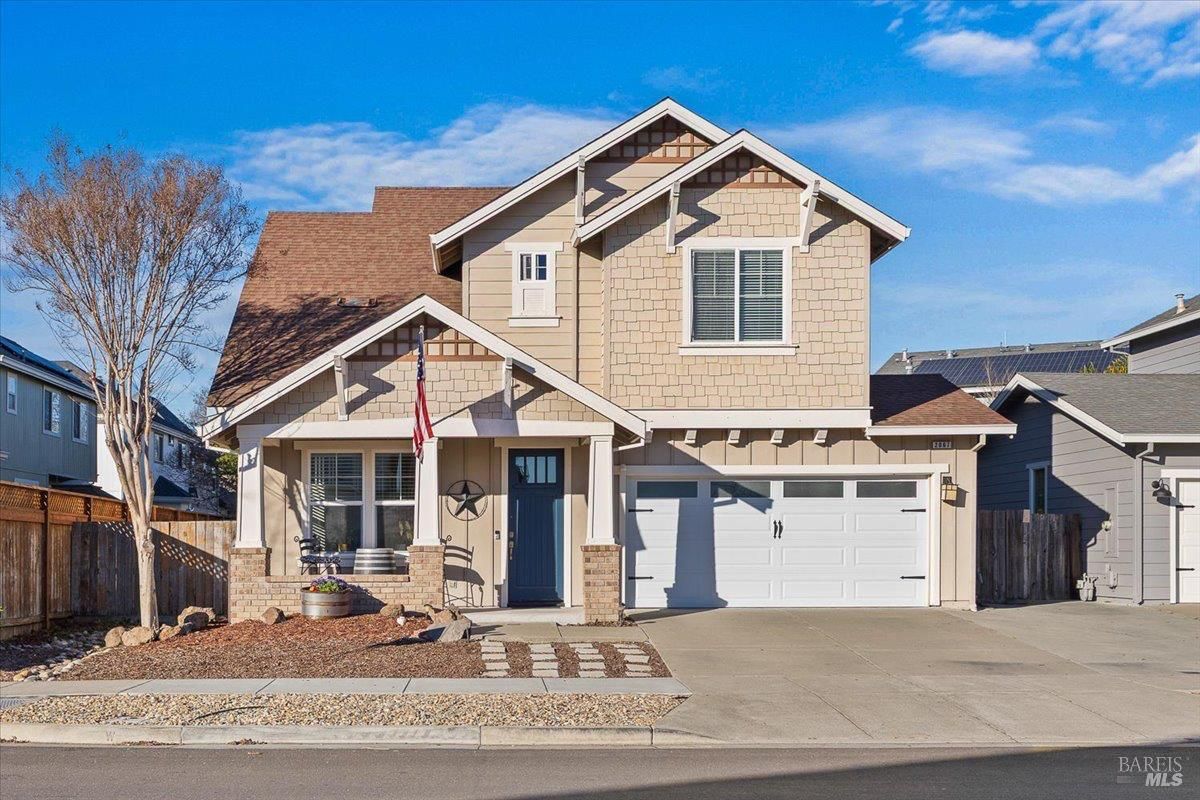 MLS #326003006 img 0