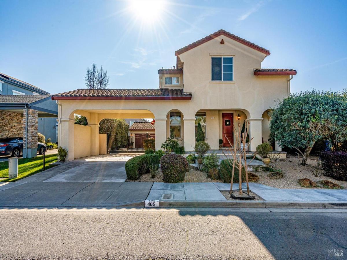 MLS #326003351 img 0