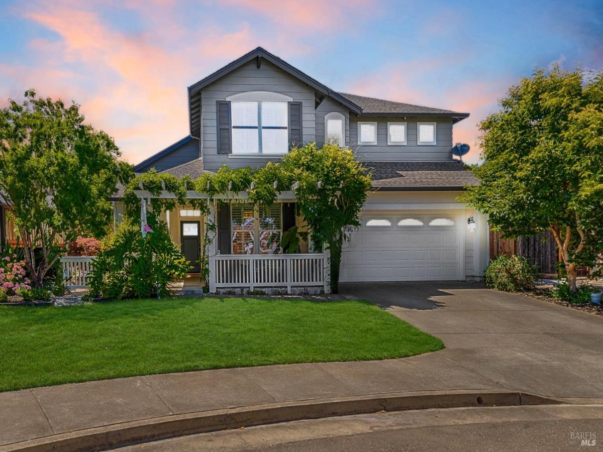 MLS #326004002 img 0