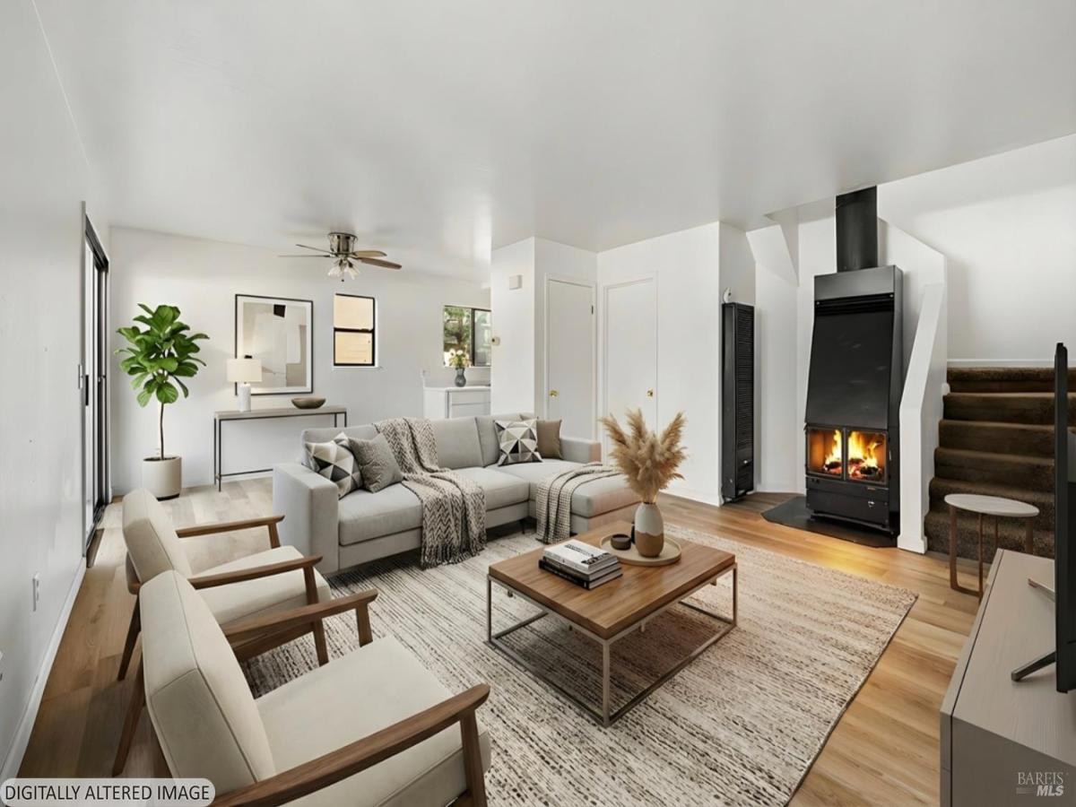 MLS #326004014 img 0