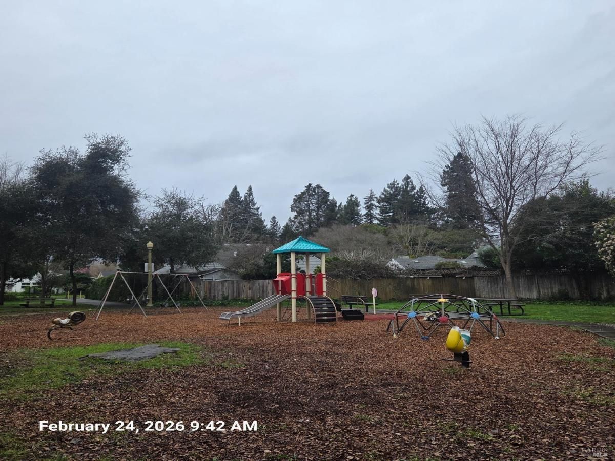 MLS #326004469 img 0