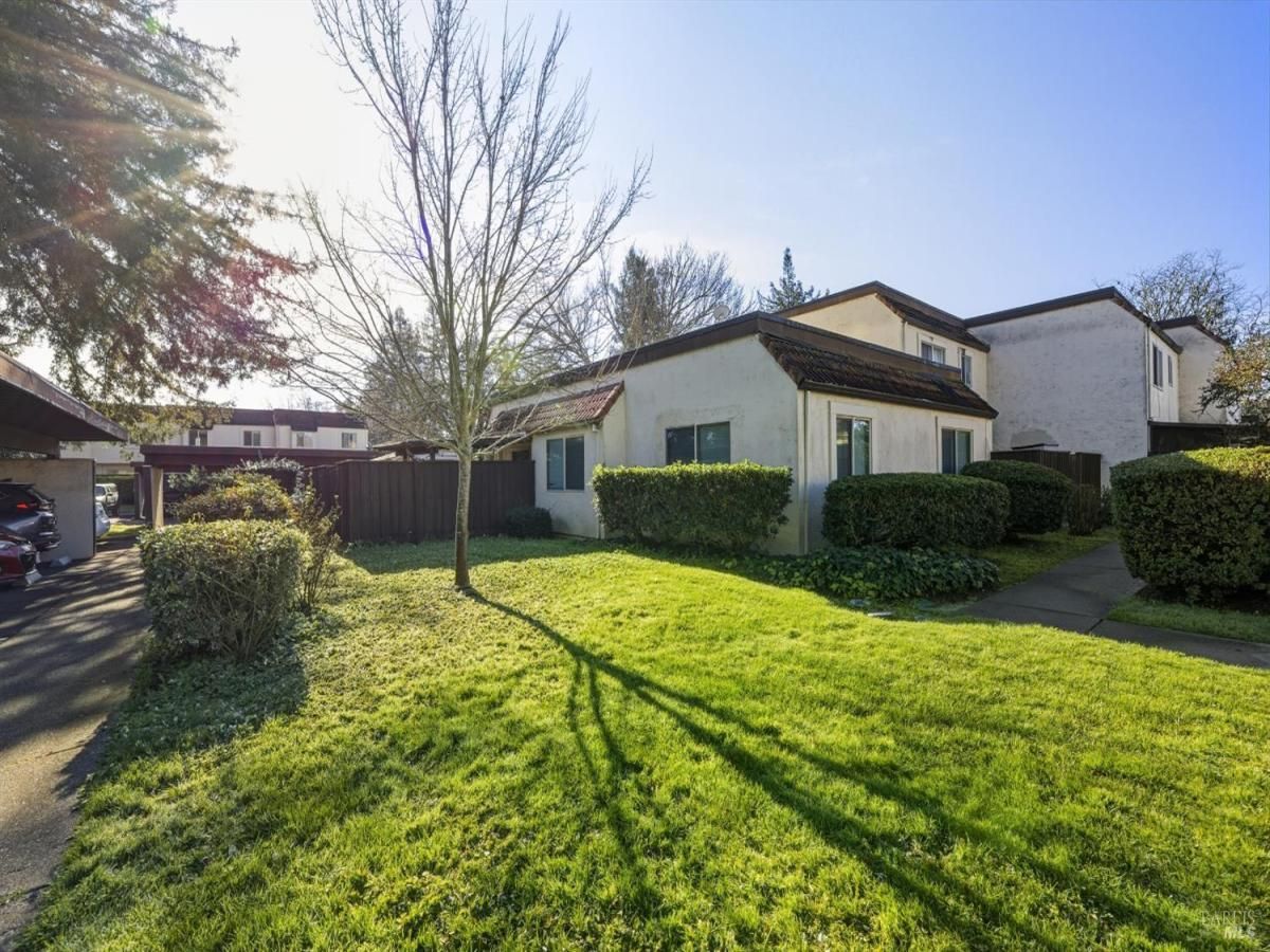 MLS #326004542 img 0