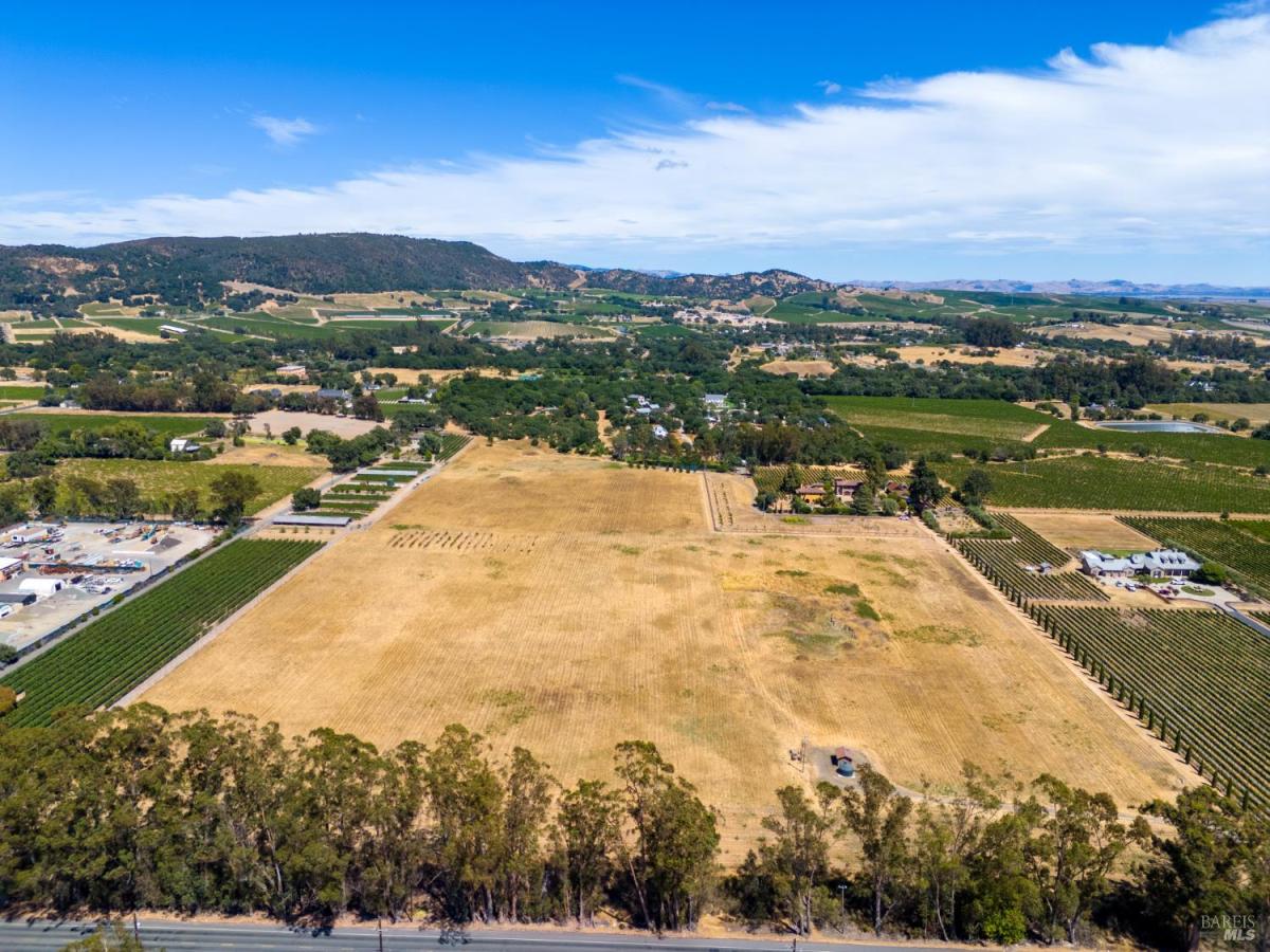 MLS #326005010 img 0