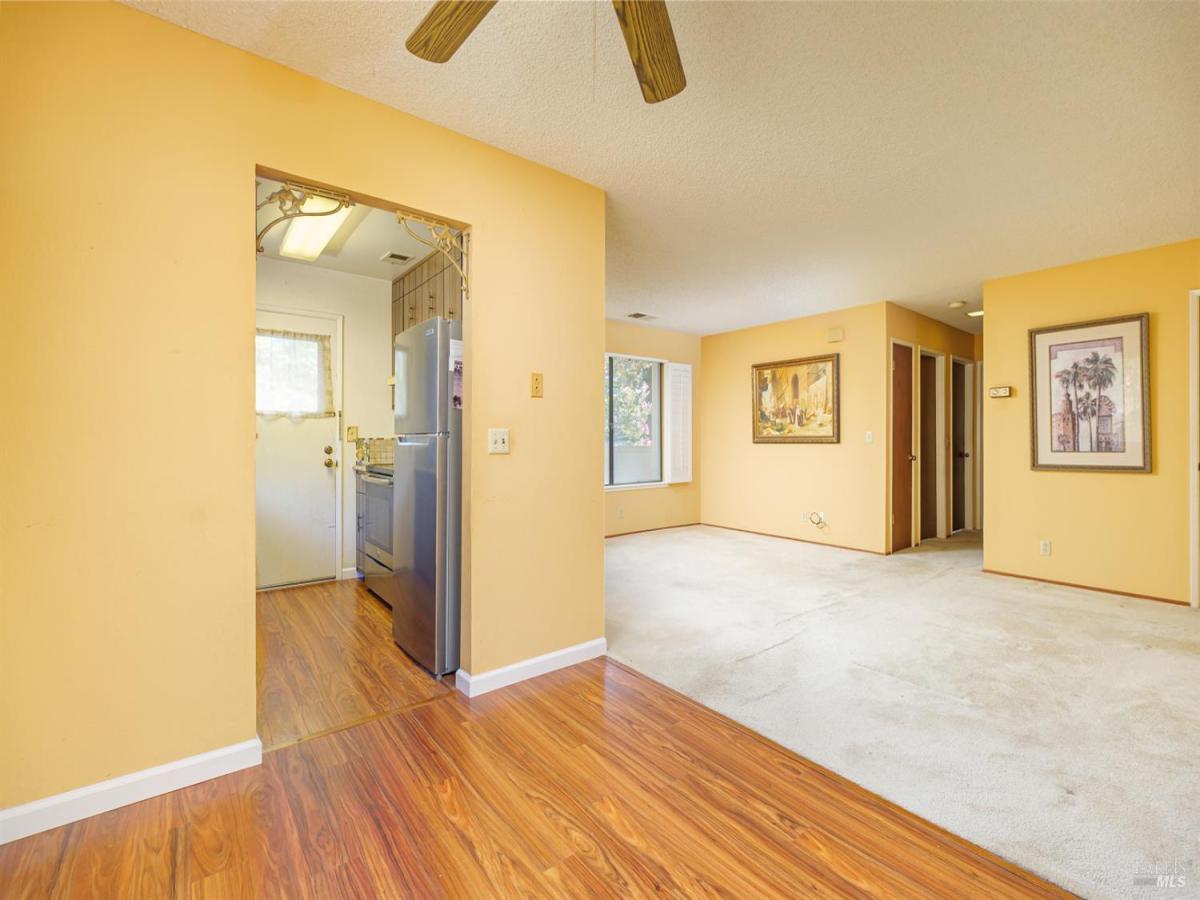 MLS #326005230 img 0