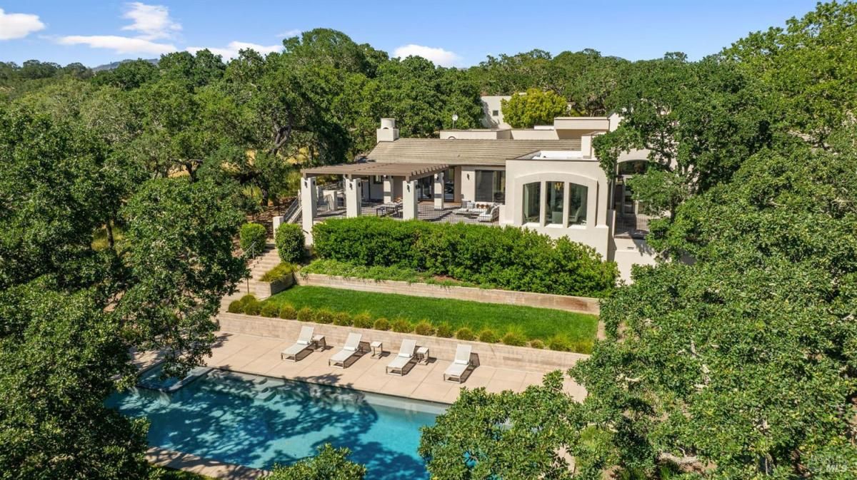 MLS #326005423 img 0