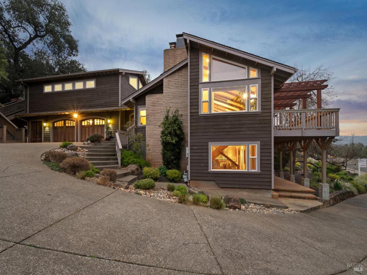 MLS #326005467 img 0