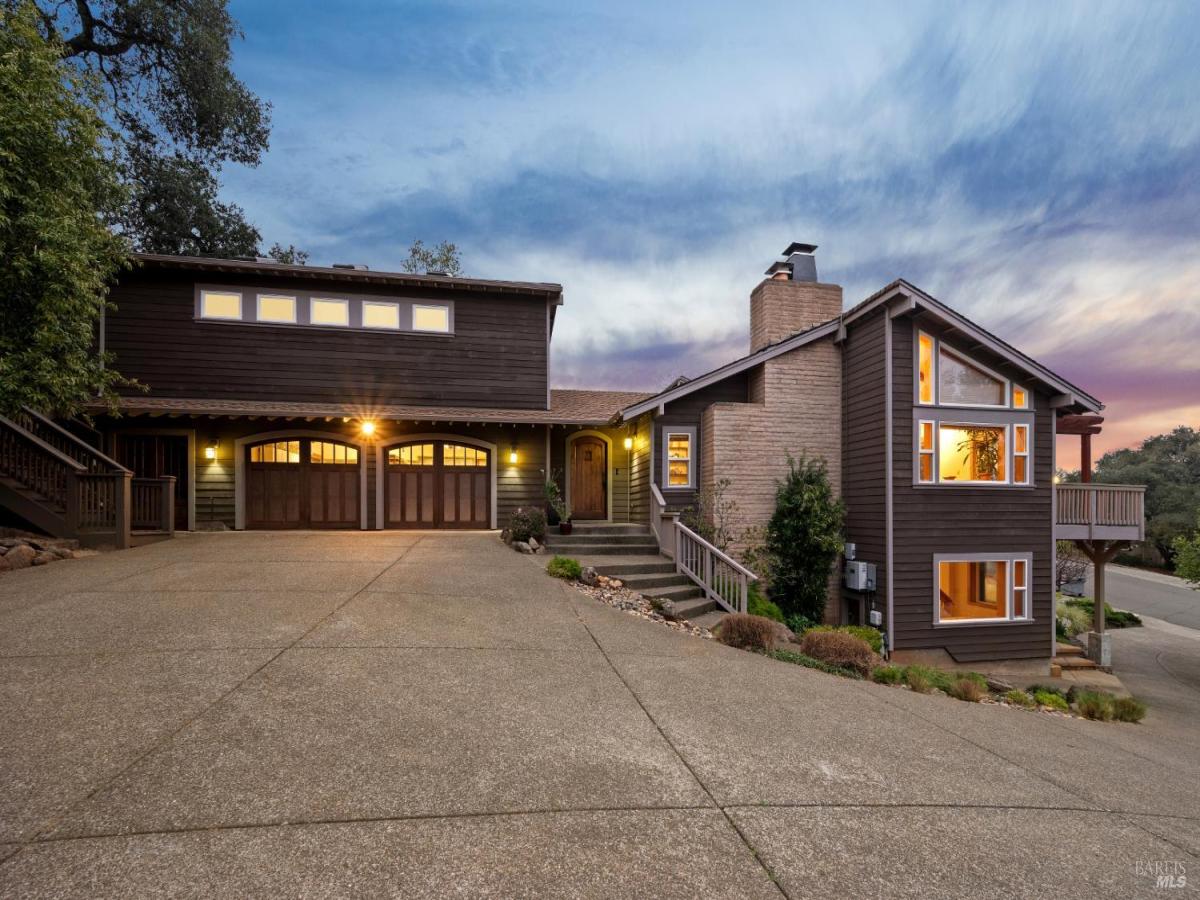 MLS #326005467 img 0