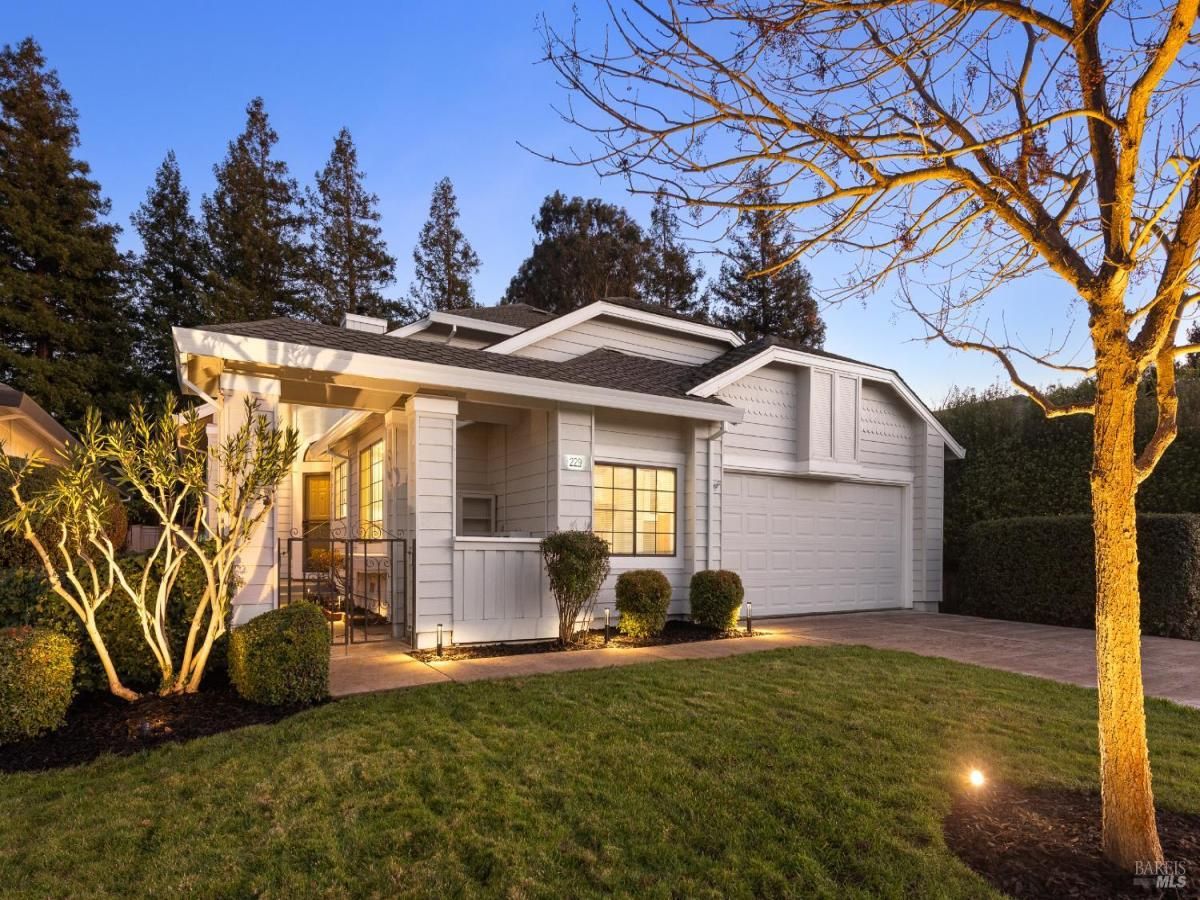 MLS #326005823 img 0