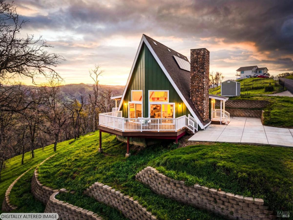 MLS #326006146 img 0