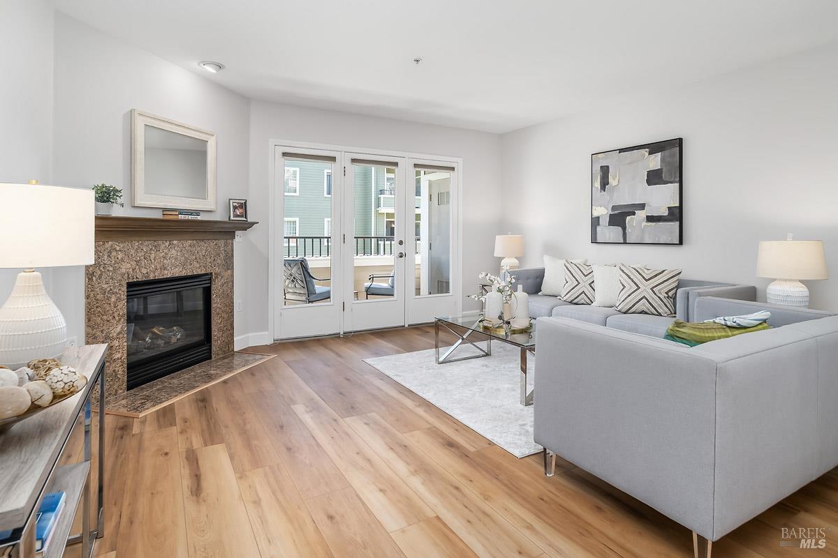 MLS #326006148 img 0