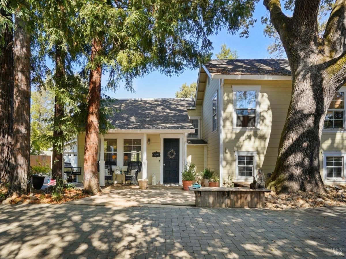 MLS #326006258 img 0