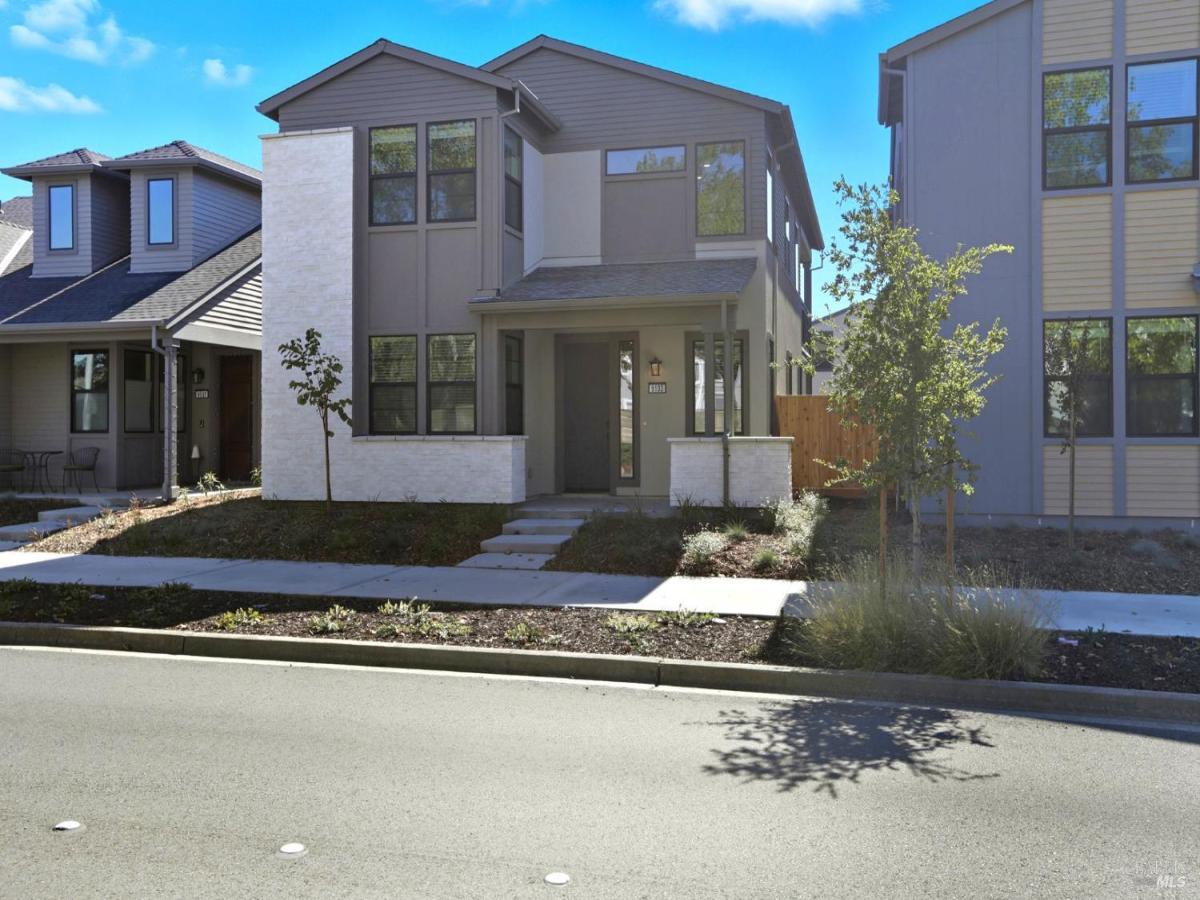 MLS #326006266 img 0