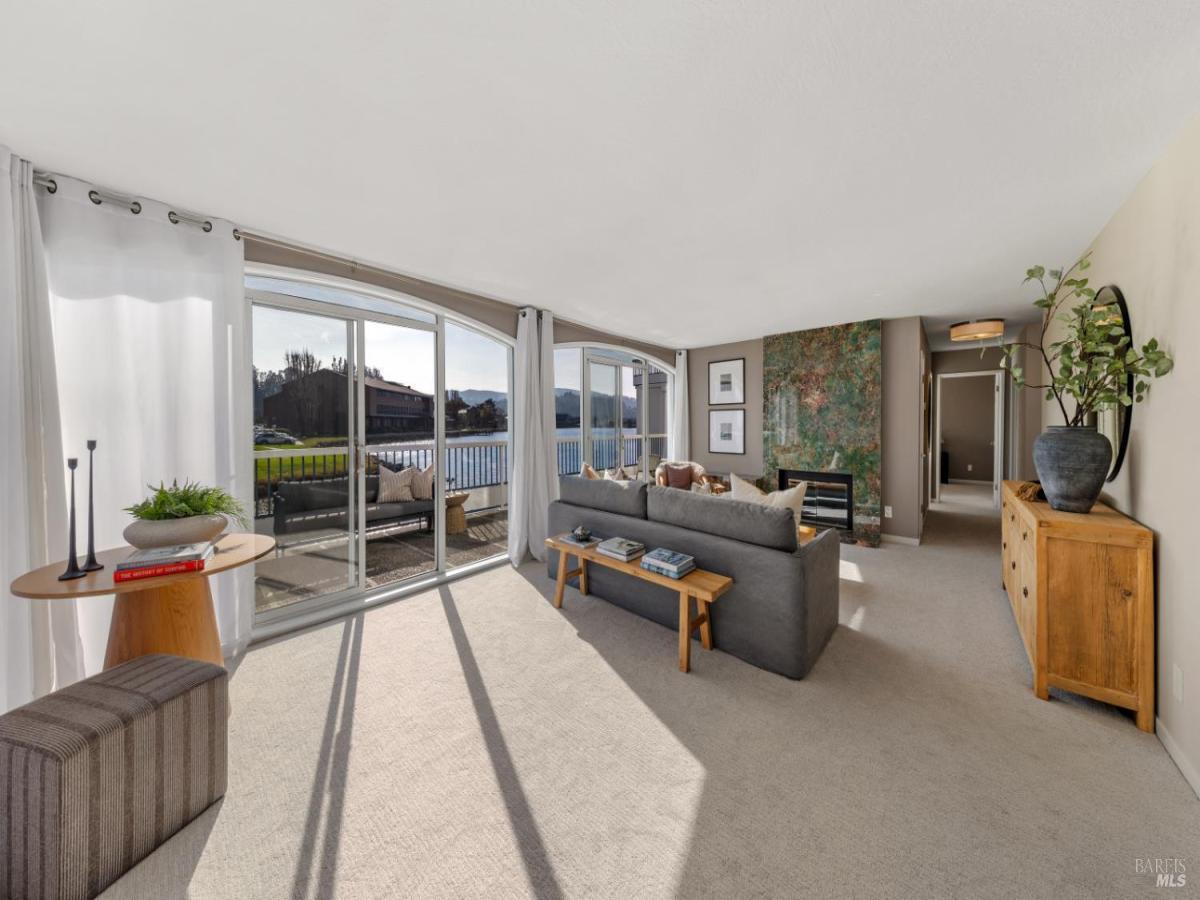 MLS #326006345 img 0