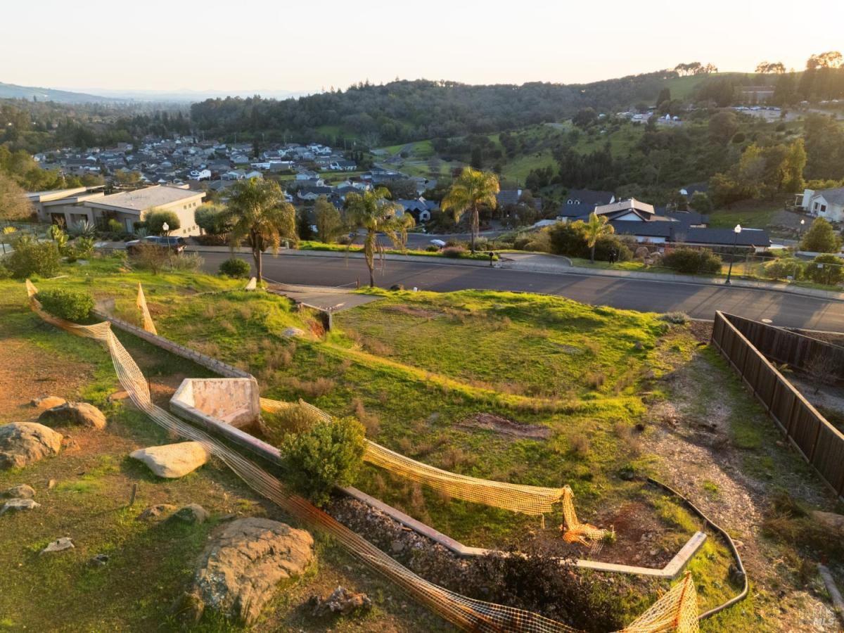 MLS #326006367 img 0