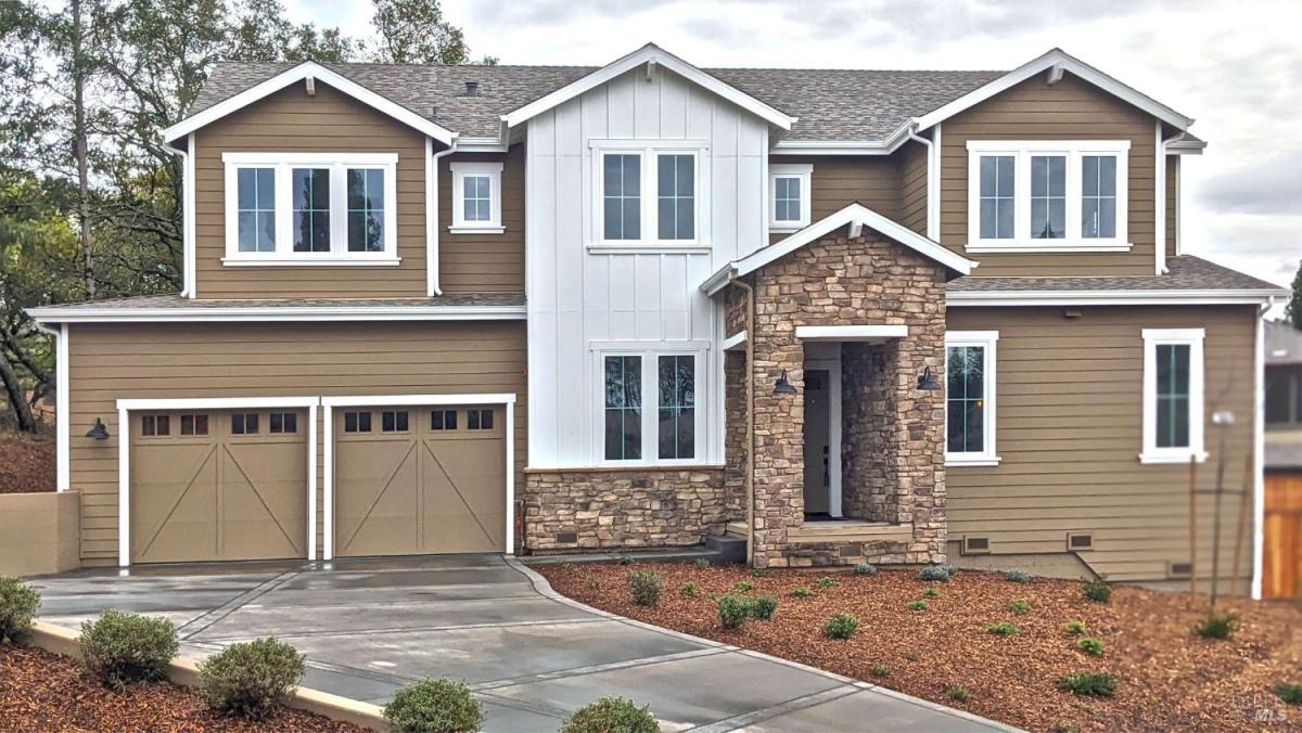 MLS #326006446 img 0