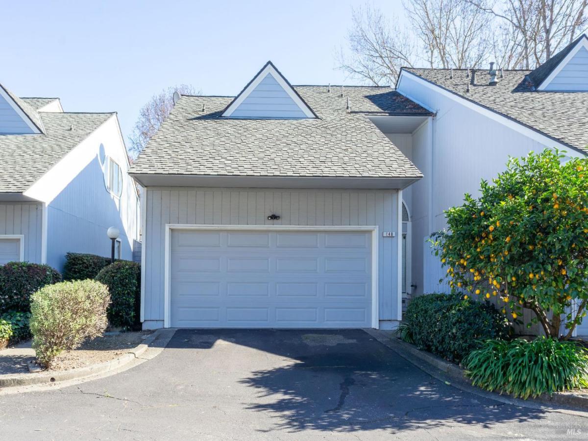 MLS #326006476 img 0