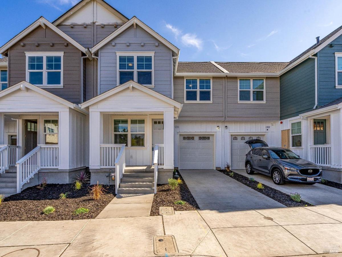 MLS #326006719 img 0