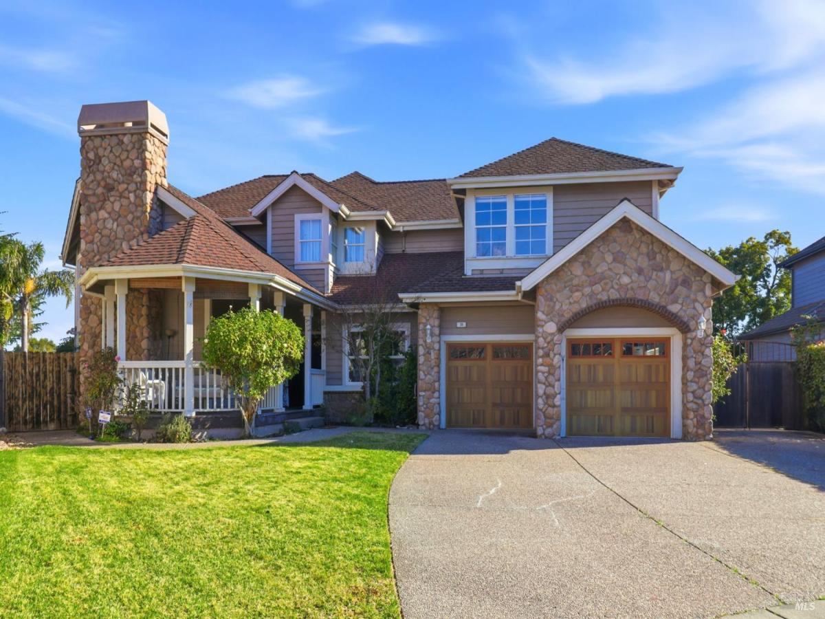 MLS #326006939 img 0