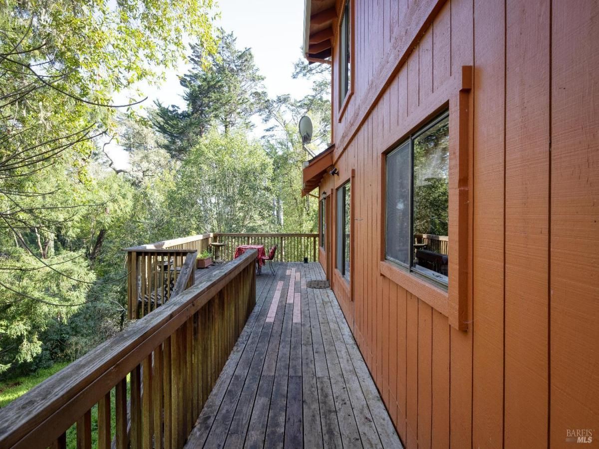 MLS #326007702 img 0