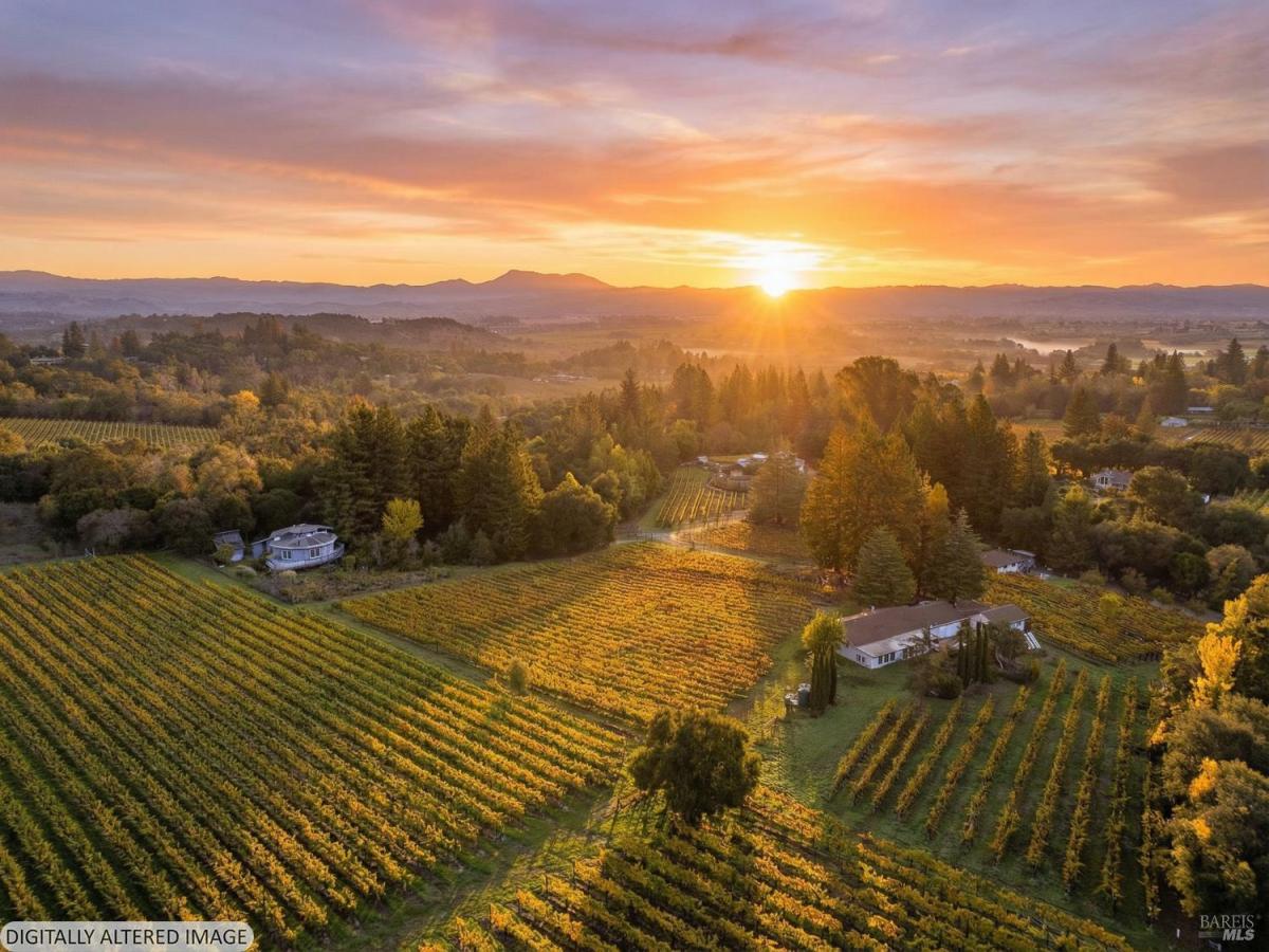 MLS #326008087 img 0