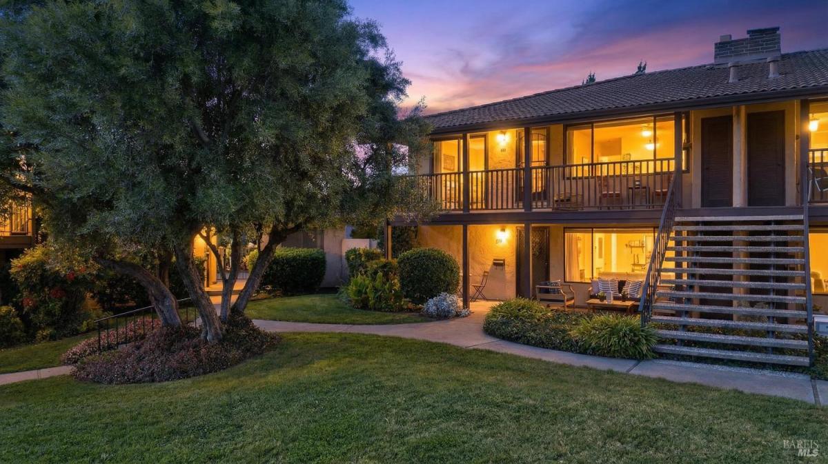 MLS #326008188 img 0