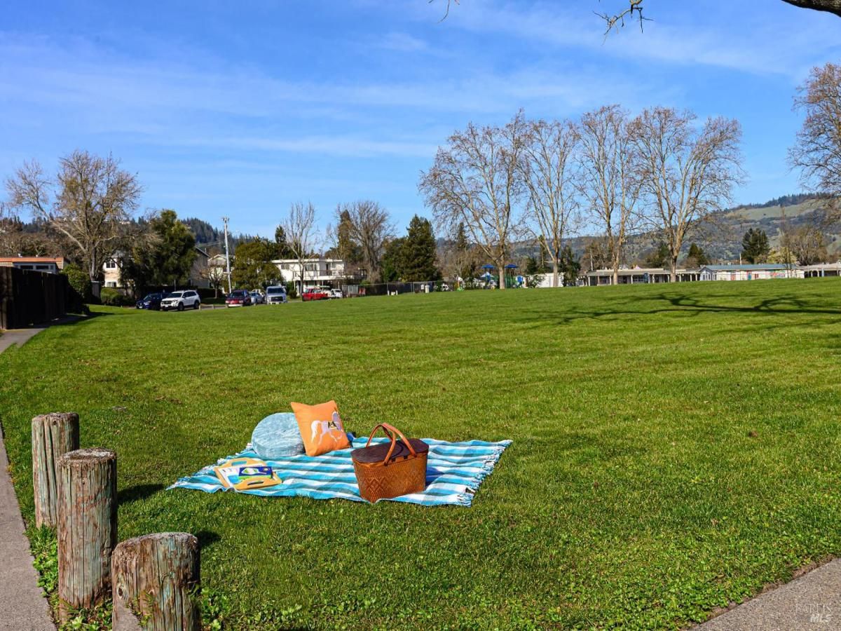 MLS #326008244 img 0