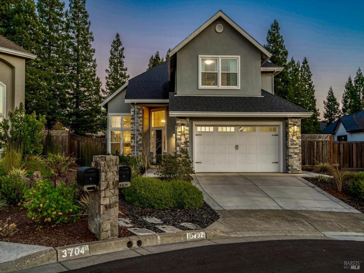 MLS #326008278 img 0