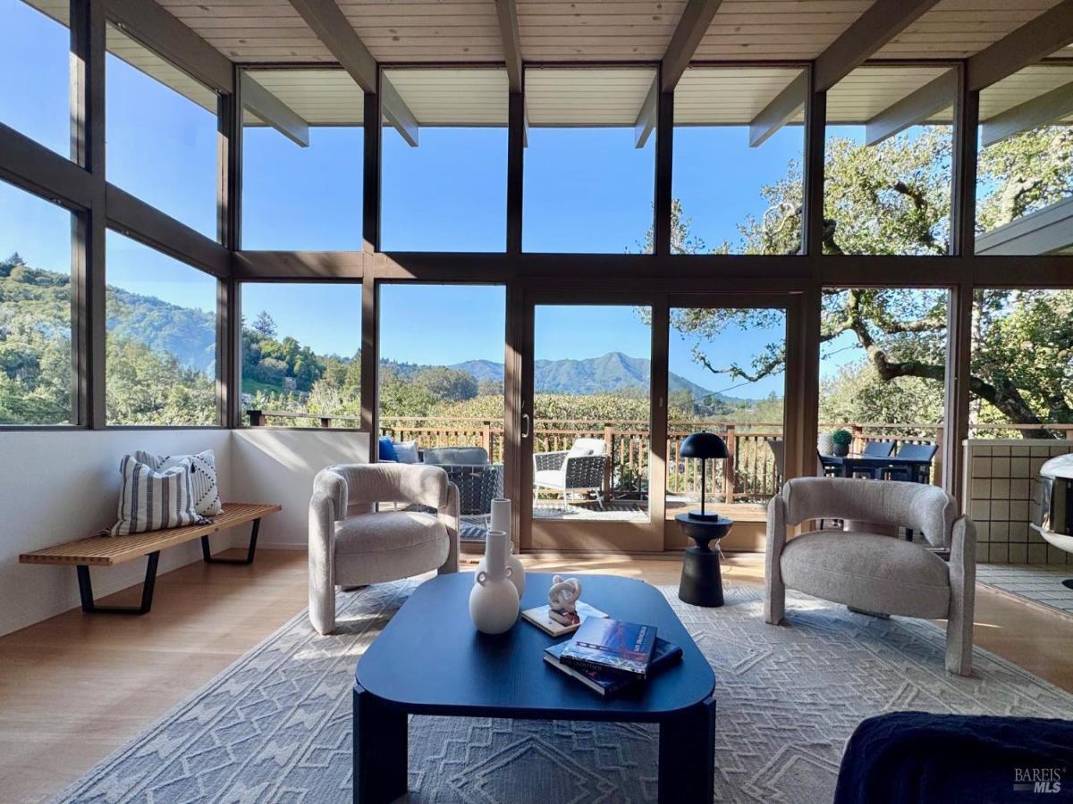 MLS #326008357 img 0