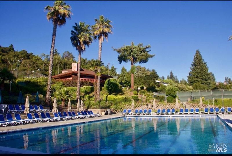 MLS #326008773 img 0