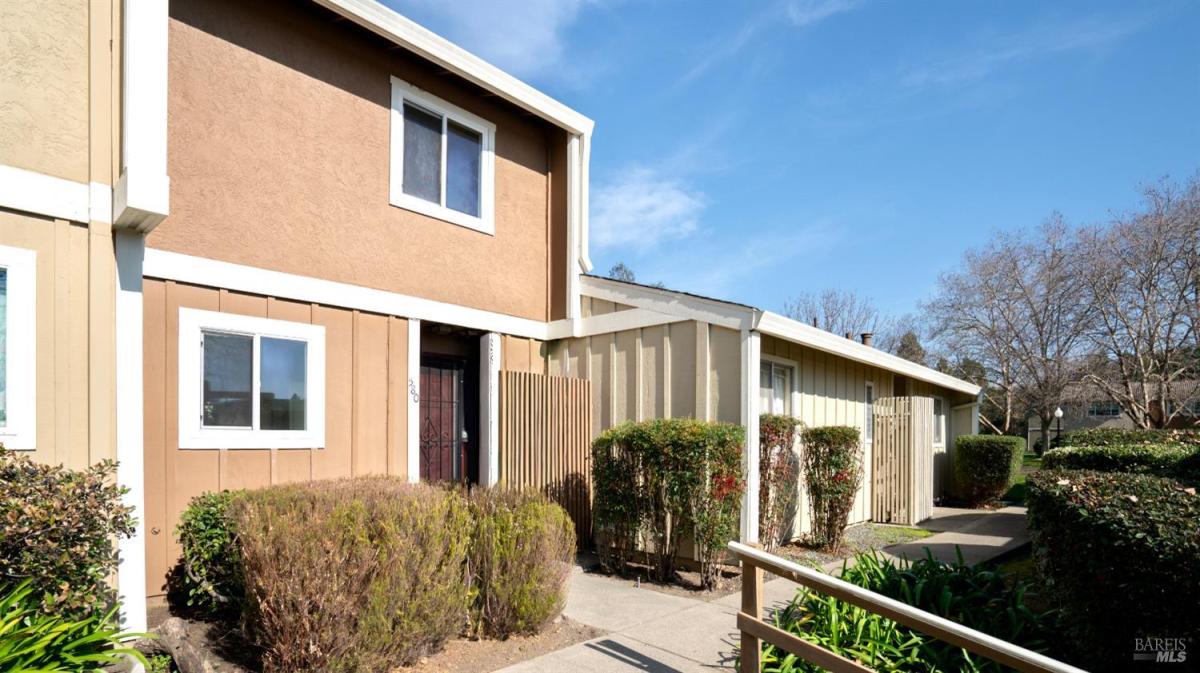 MLS #326008844 img 0