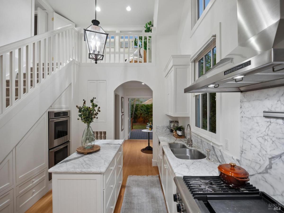 MLS #326008898 img 0