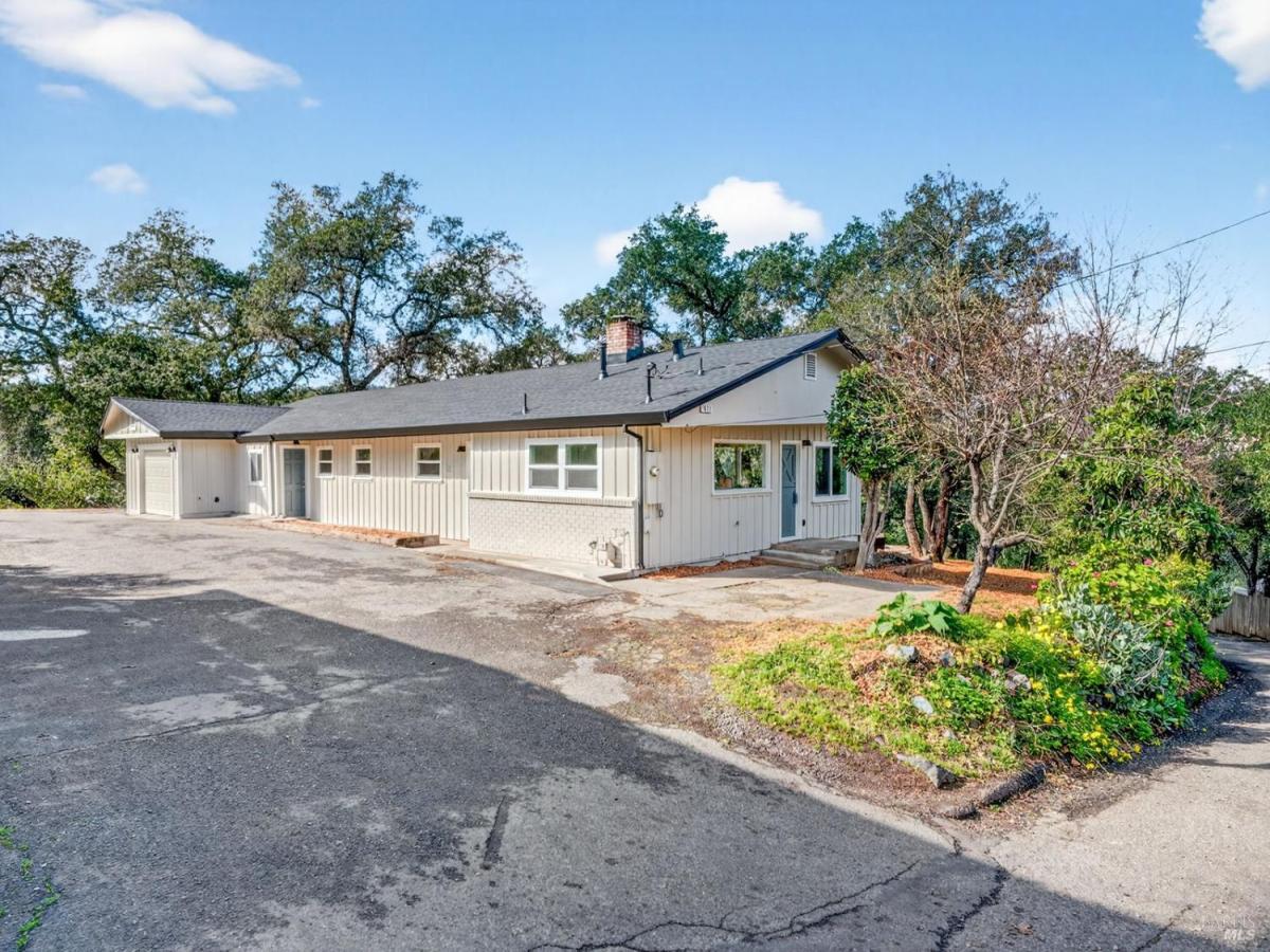 MLS #326009398 img 0