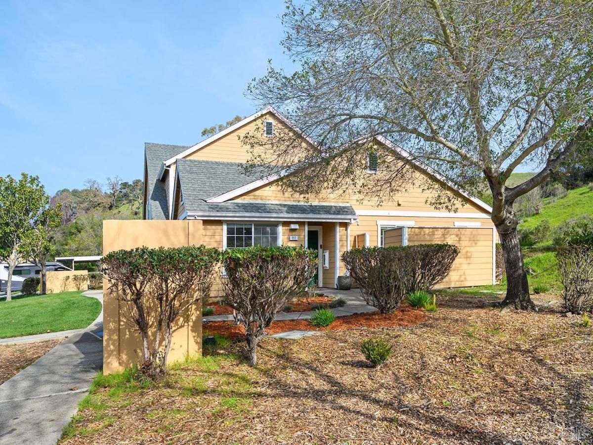 MLS #326010774 img 0