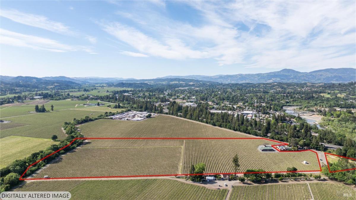 MLS #326011343 img 0