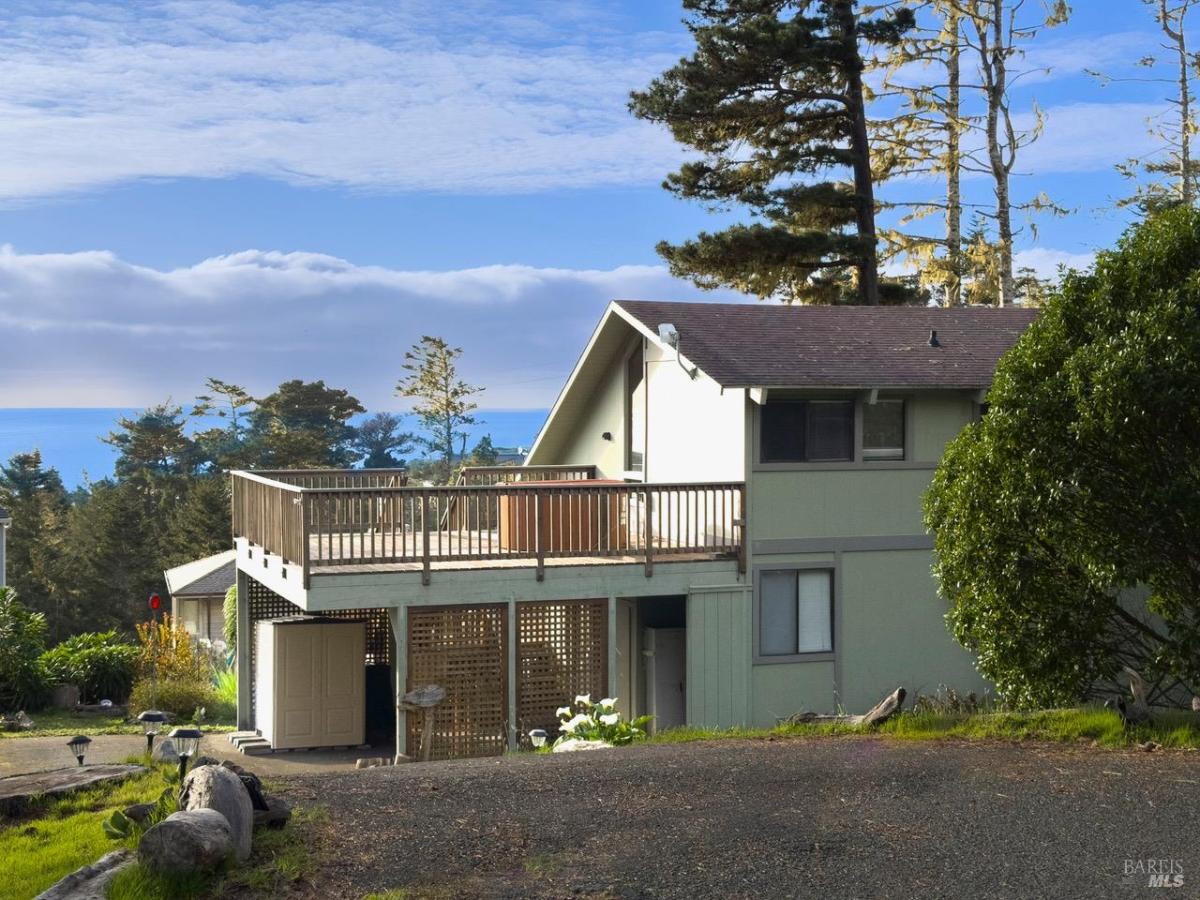 MLS #326011567 img 0