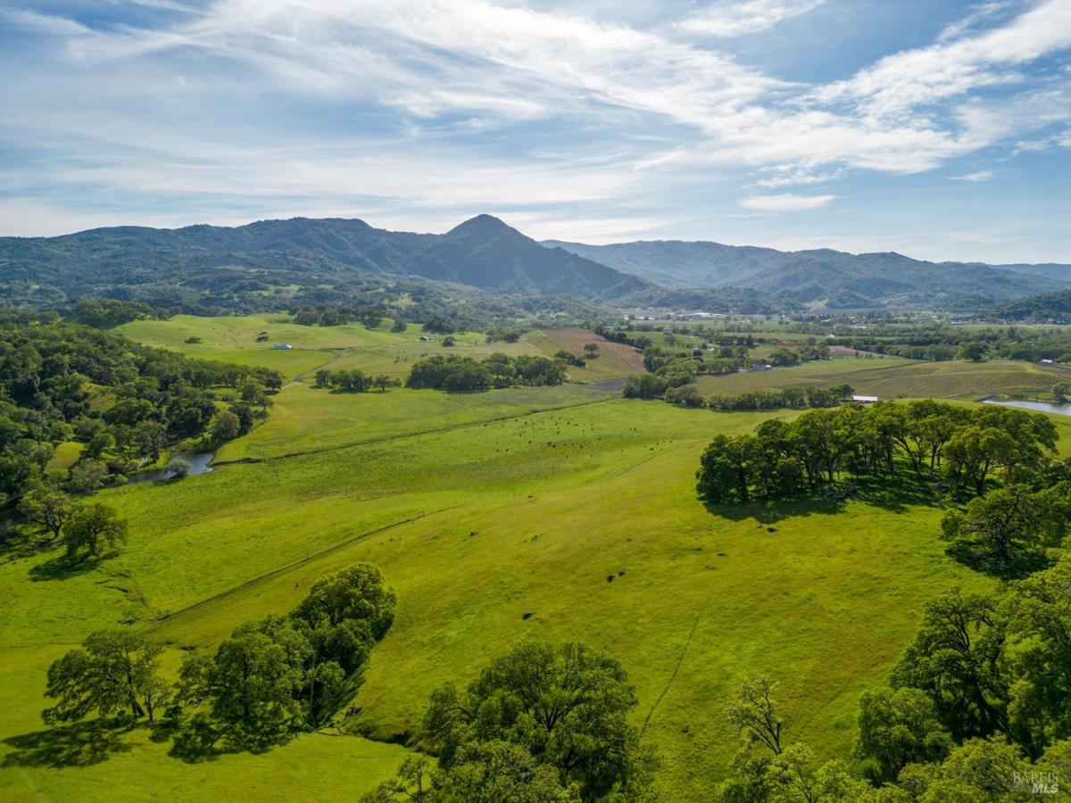 MLS #326011659 img 0