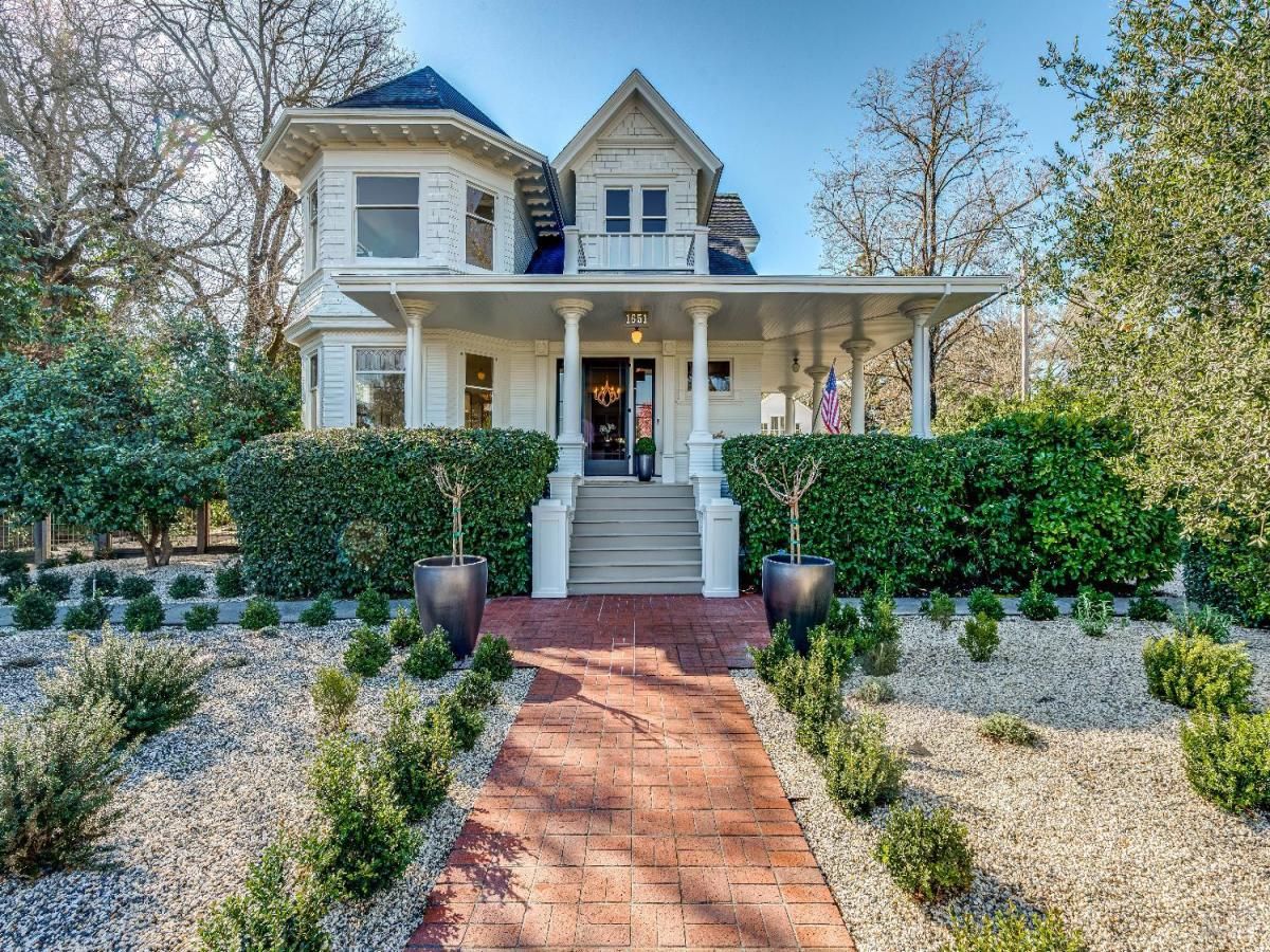 MLS #326011863 img 0