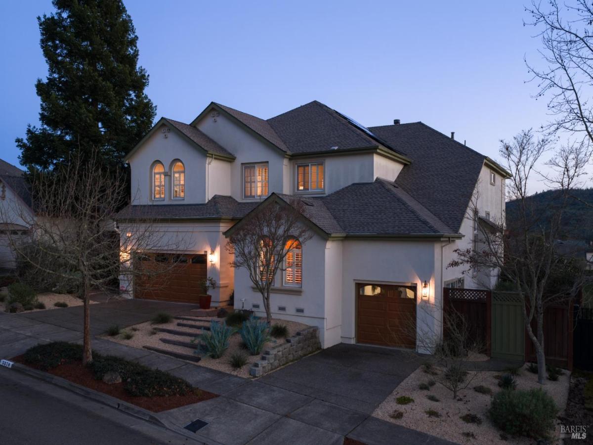 MLS #326012068 img 0