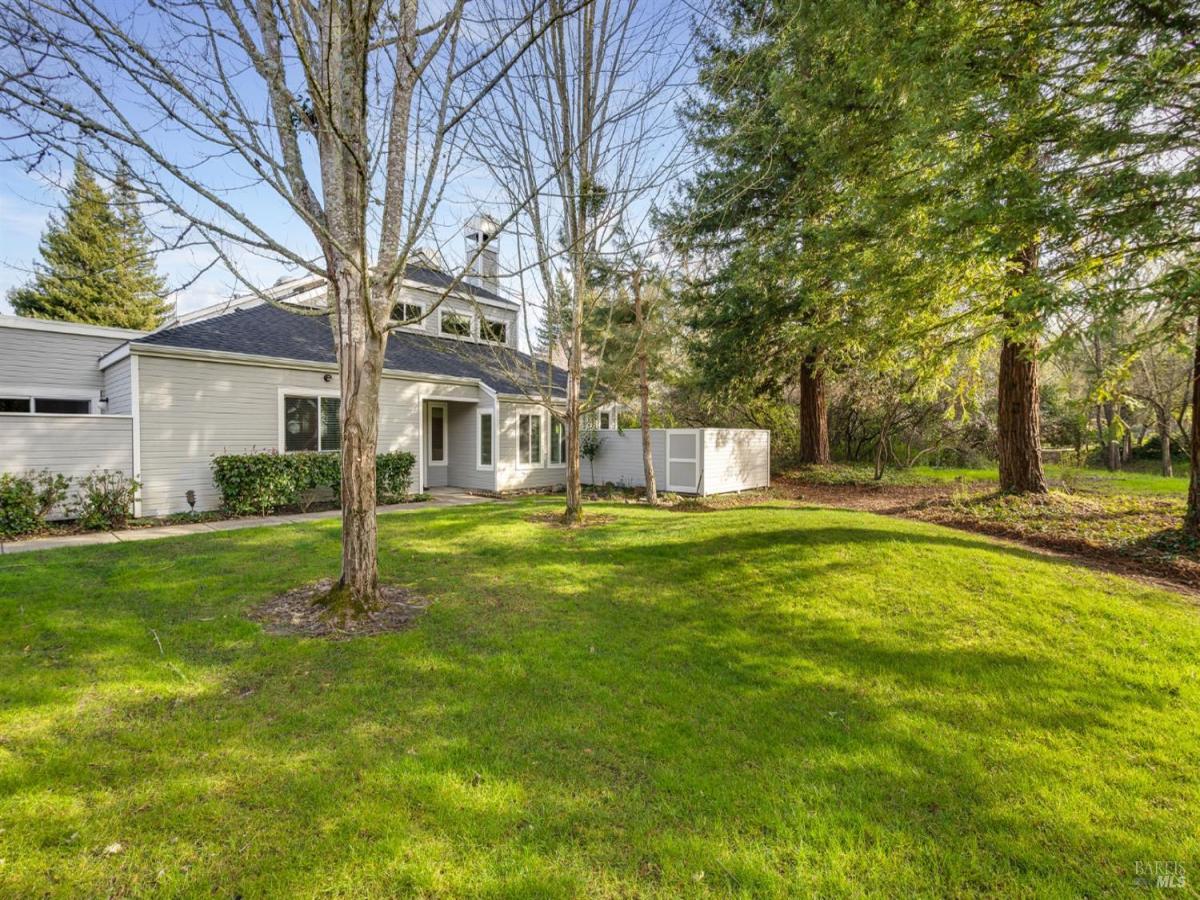 MLS #326012246 img 0